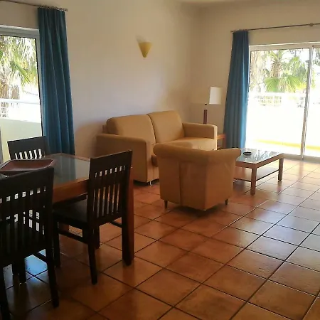 Spacious - Porto De Mos Beach Апартаменты