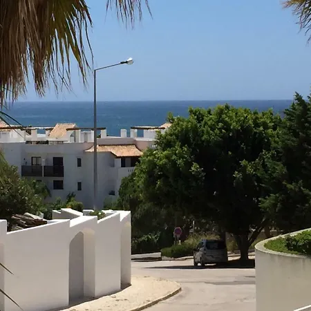 Spacious - Porto De Mos Beach Апартаменты *