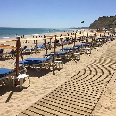 Апартаменты Spacious - Porto De Mos Beach