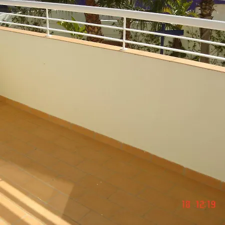 Spacious - Porto De Mos Beach *