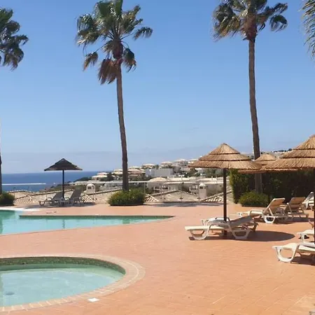 Spacious - Porto De Mos Beach *